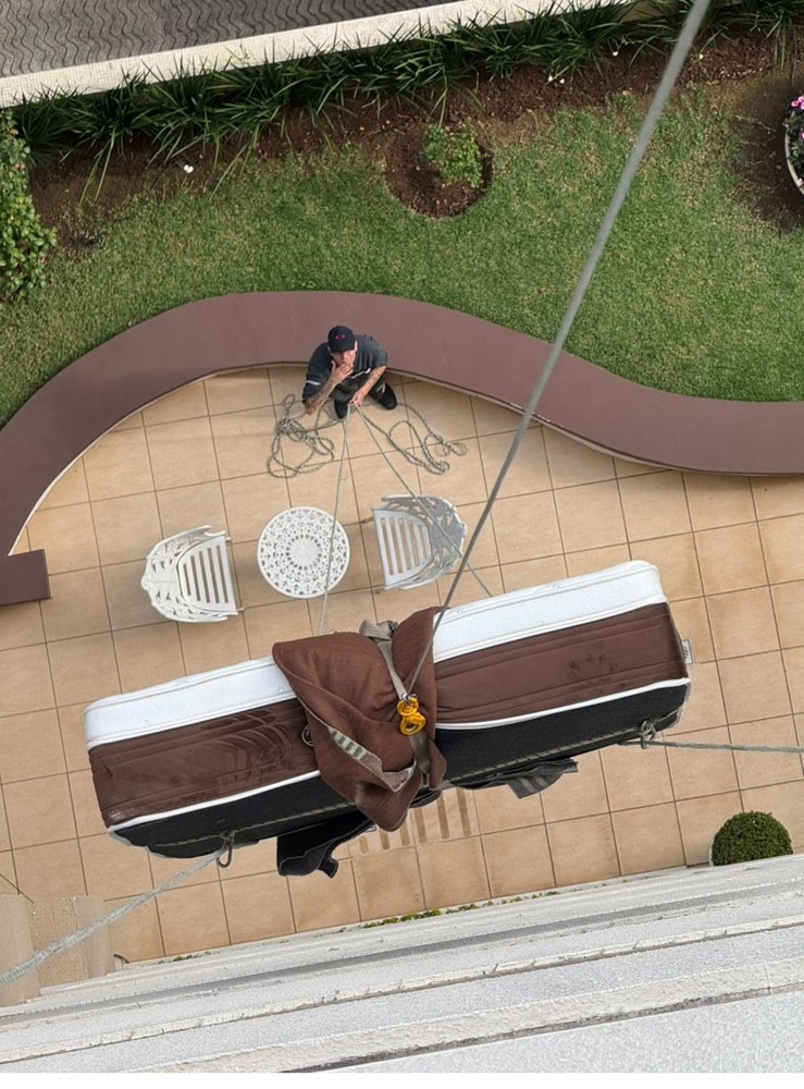 Içamento de armário planejado por fachada em São Paulo